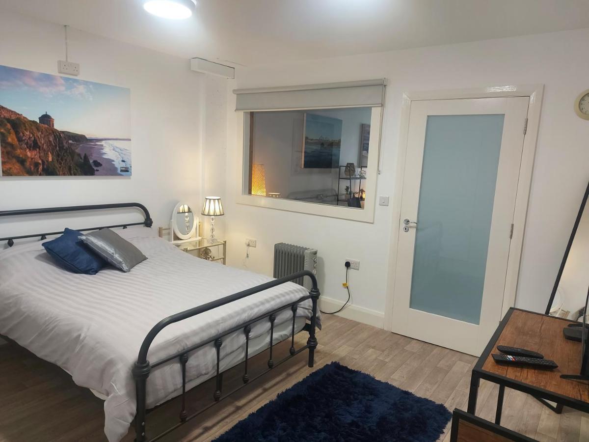 The Arcadia Suite Portrush Extérieur photo